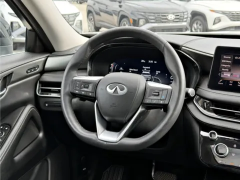 More photos of 2024 INFINITI QX60 LUXE at Dorsett Hyundai, IN