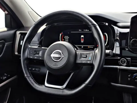 More photos of 2023 Nissan Pathfinder Platinum at Dorsett Hyundai, IN