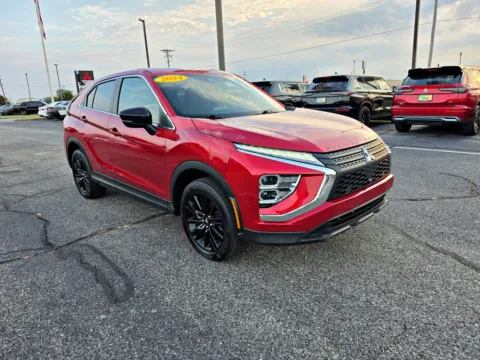 More photos of 2024 Mitsubishi Eclipse Cross LE at Dorsett Hyundai, IN