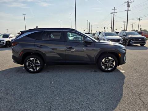 More photos of 2026 Hyundai Tucson Hybrid SEL at Dorsett Hyundai, IN