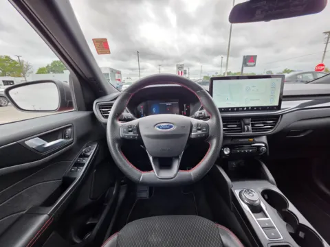 More photos of 2023 Ford Escape ST-Line at Dorsett Hyundai, IN