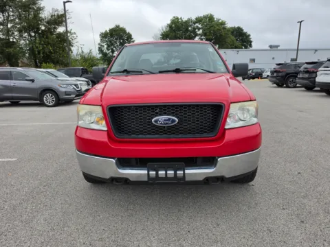 Photos of 2005 Ford F-150 XLT for sale in Terre Haute, IN at Dorsett Hyundai