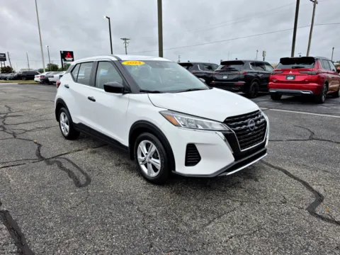 More photos of 2024 Nissan Kicks S at Dorsett Hyundai, IN