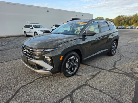 Green 2025 Hyundai Tucson SEL for sale in Terre Haute, IN