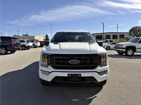 Photos of 2022 Ford F-150 XLT for sale in Terre Haute, IN at Dorsett Hyundai