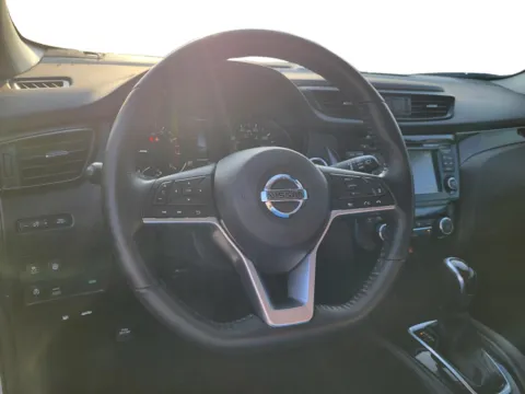 Photos of 2017 Nissan Rogue Sport SL for sale in Terre Haute, IN at Dorsett Hyundai