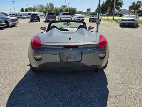 More photos of 2008 Pontiac Solstice at Dorsett Hyundai, IN