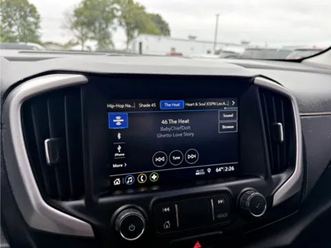 More photos of 2020 GMC Terrain SLT at Dorsett Hyundai, IN
