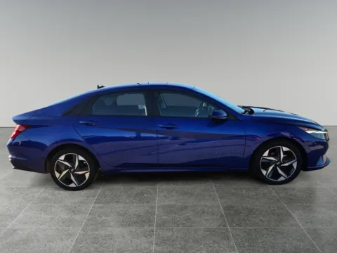 More photos of 2023 Hyundai Elantra SEL at Dorsett Hyundai, IN