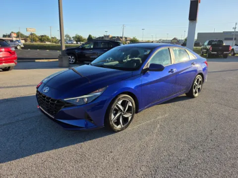 Blue 2023 Hyundai Elantra SEL for sale in Terre Haute, IN