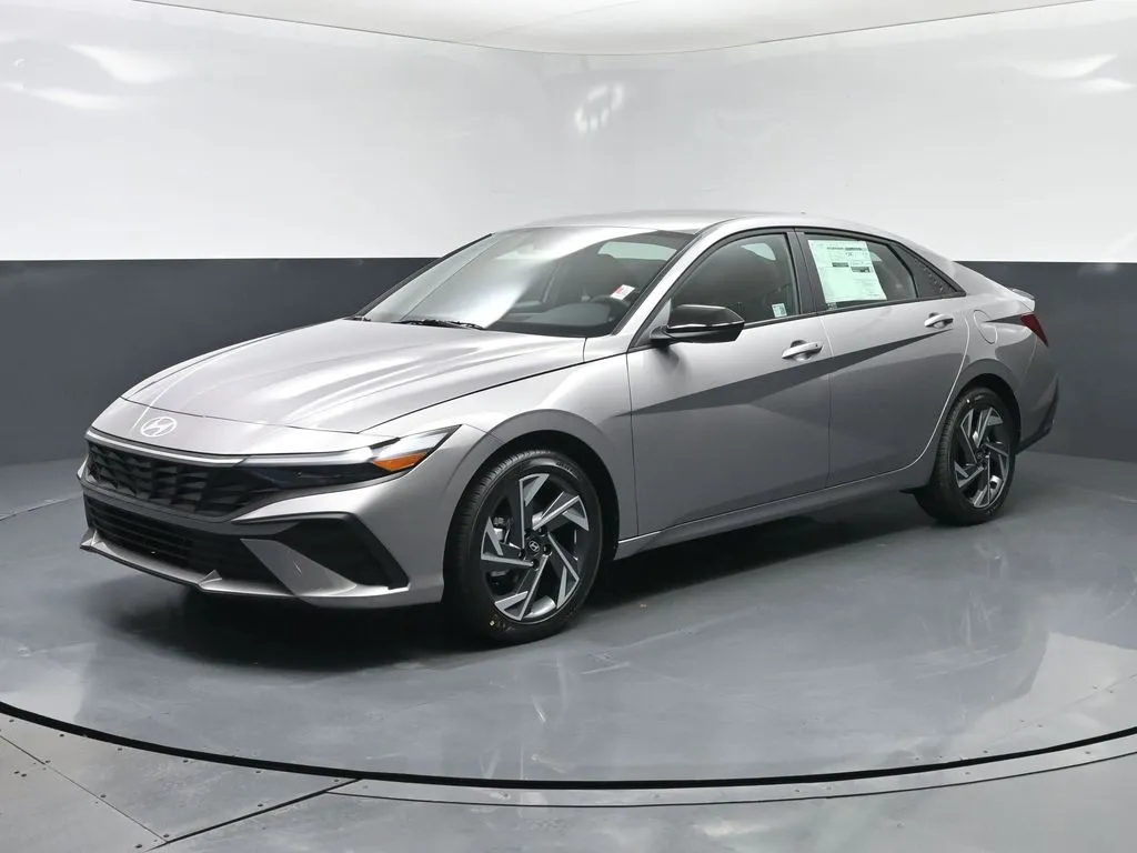 2025 Hyundai Elantra SEL Sport for sale in Terre Haute, IN