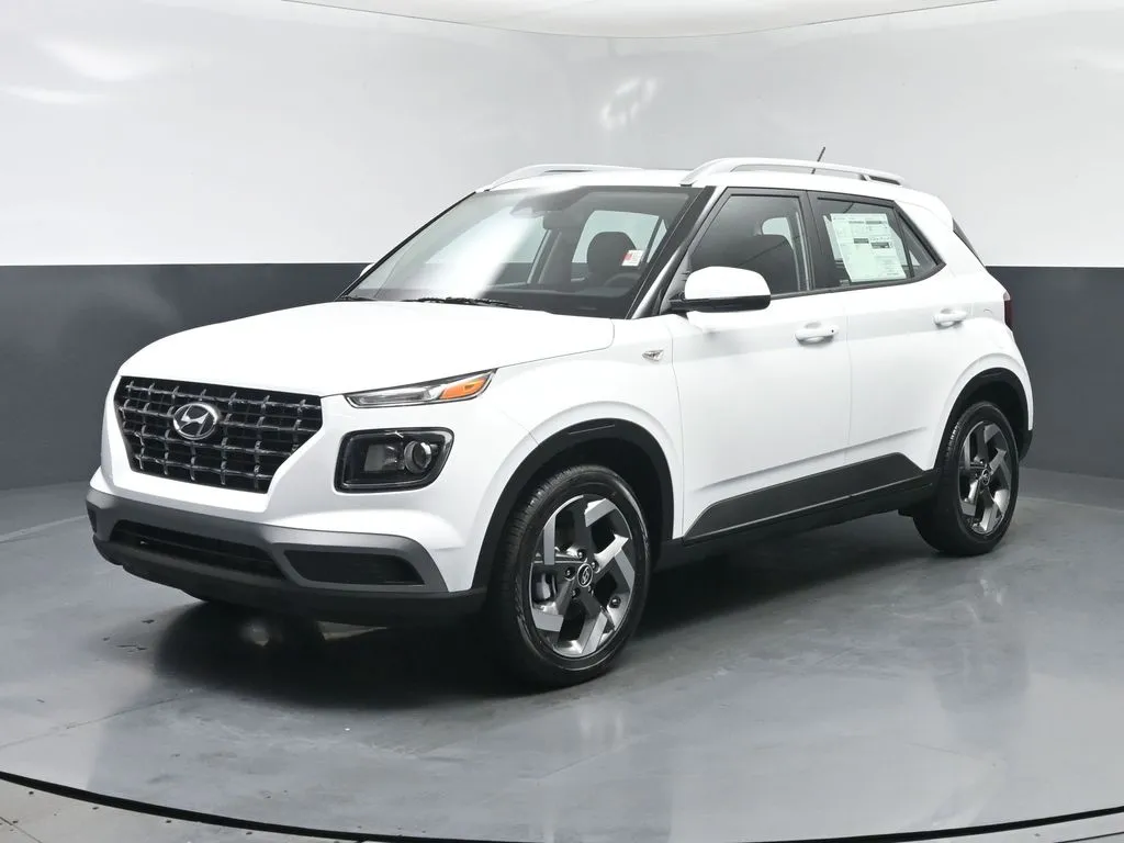 2025 Hyundai Venue SEL for sale in Terre Haute, IN