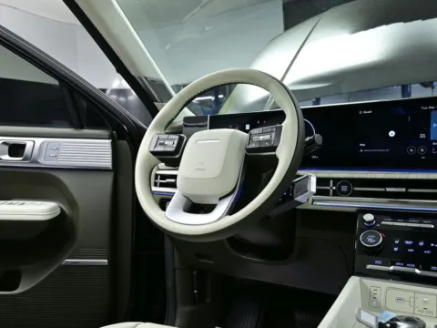 More photos of 2025 Hyundai Santa Fe Hybrid Calligraphy at Dorsett Hyundai, IN