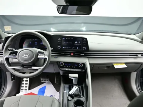 Photos of 2025 Hyundai Elantra SEL Sport for sale in Terre Haute, IN at Dorsett Hyundai