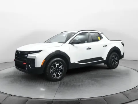 White 2025 Hyundai Santa Cruz XRT for sale in Terre Haute, IN