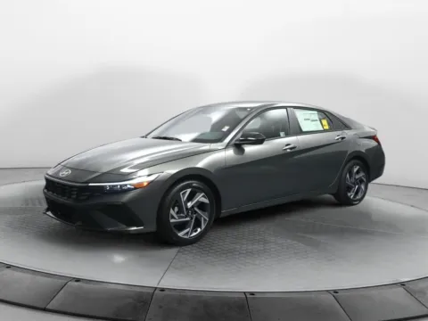 Gray 2025 Hyundai Elantra SEL Sport for sale in Terre Haute, IN