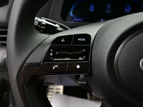More photos of 2025 Hyundai Elantra SEL Sport at Dorsett Hyundai, IN