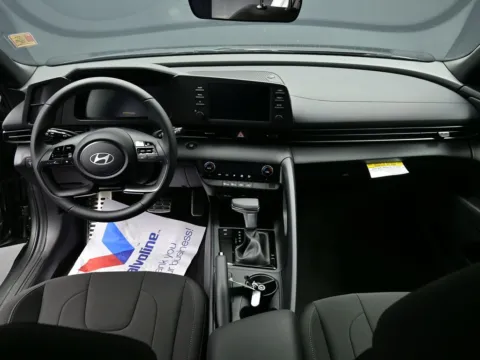 Photos of 2025 Hyundai Elantra SEL Sport for sale in Terre Haute, IN at Dorsett Hyundai