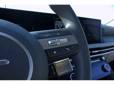 More photos of 2025 Hyundai Sonata SEL at Dorsett Hyundai, IN