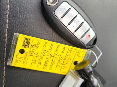 Photos of 2022 Nissan Armada Platinum for sale in Terre Haute, IN at Dorsett Hyundai