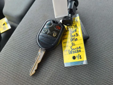 Photos of 2014 Ford F-150 XLT for sale in Terre Haute, IN at Dorsett Hyundai