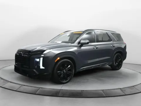 Gray 2023 Hyundai Palisade XRT for sale in Terre Haute, IN