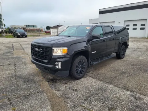 Black 2022 GMC Canyon 4WD Elevation for sale in Terre Haute, IN