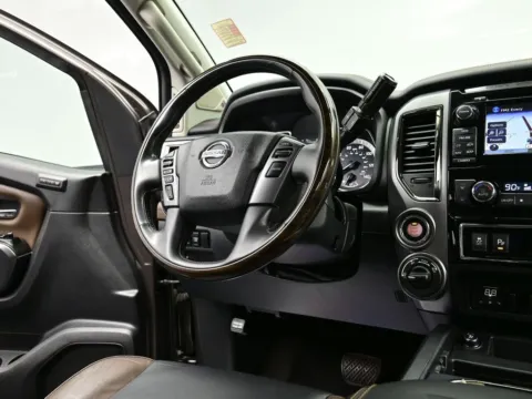 More photos of 2017 Nissan Titan Platinum Reserve at Dorsett Hyundai, IN
