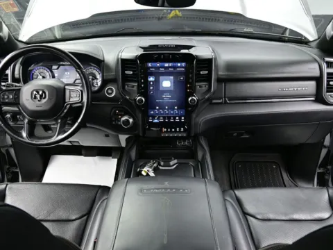 Photos of 2022 Ram 1500 Limited for sale in Terre Haute, IN at Dorsett Hyundai