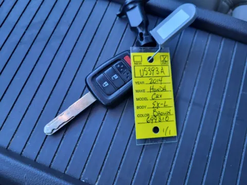 Photos of 2014 Honda CR-V EX-L for sale in Terre Haute, IN at Dorsett Hyundai