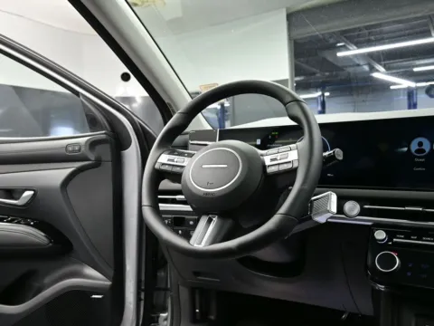 More photos of 2025 Hyundai Tucson Hybrid Limited at Dorsett Hyundai, IN