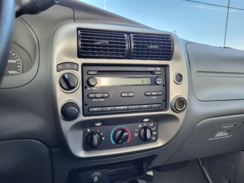 More photos of 2008 Ford Ranger XLT at Dorsett Hyundai, IN