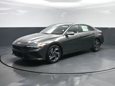 Gray 2025 Hyundai Elantra Hybrid Limited for sale in Terre Haute, IN