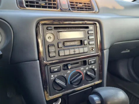 More photos of 1998 Toyota Camry MCV20L XLE at Dorsett Hyundai, IN
