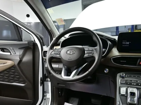 More photos of 2022 Hyundai Santa Fe Hybrid Limited at Dorsett Hyundai, IN