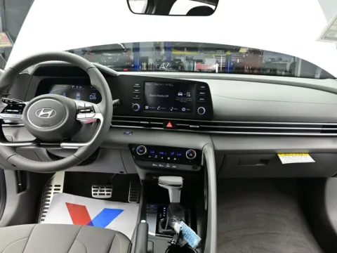 Photos of 2025 Hyundai Elantra SEL Sport for sale in Terre Haute, IN at Dorsett Hyundai