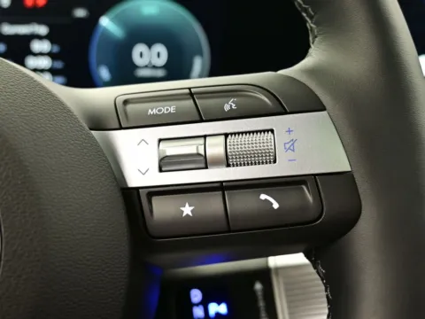 More photos of 2026 Hyundai Tucson Hybrid Limited at Dorsett Hyundai, IN