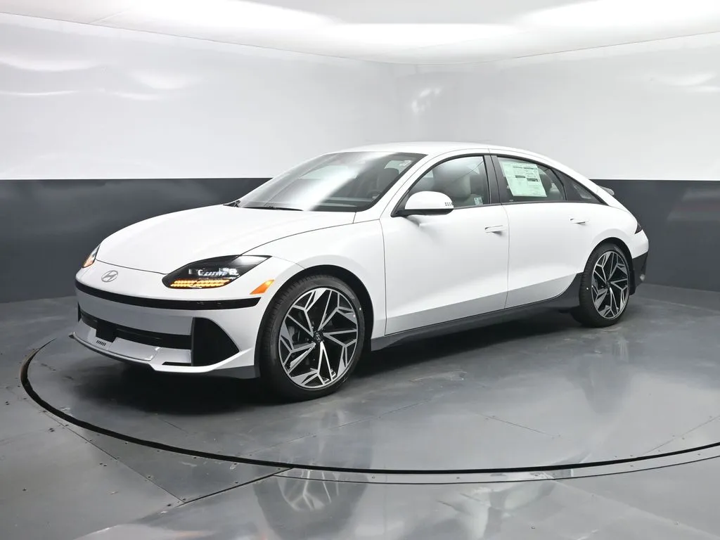 White 2025 Hyundai IONIQ 6 SEL for sale in Terre Haute, IN