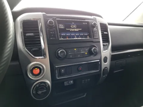 More photos of 2019 Nissan Titan SV at Dorsett Hyundai, IN