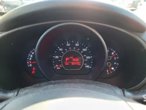 More photos of 2017 Kia Soul at Dorsett Hyundai, IN