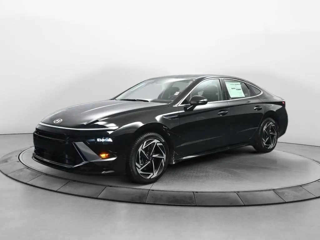 Black 2026 Hyundai Sonata SEL Sport for sale in Terre Haute, IN