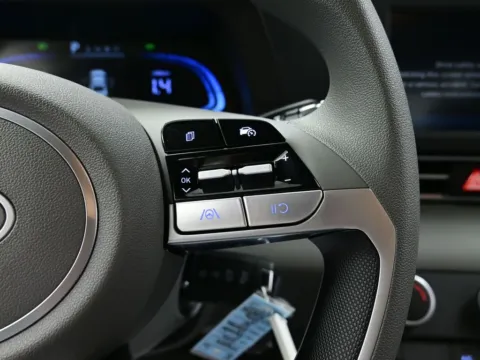 More photos of 2026 Hyundai Elantra SE at Dorsett Hyundai, IN