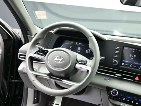 More photos of 2026 Hyundai Elantra SEL Sport at Dorsett Hyundai, IN