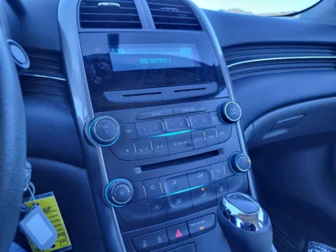 More photos of 2013 Chevrolet Malibu LS at Dorsett Hyundai, IN