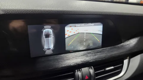 More photos of 2022 Alfa Romeo Stelvio Sprint at Auto Boutique Ohio, OH