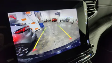 More photos of 2023 Jeep Wagoneer Series II at Auto Boutique Ohio, OH