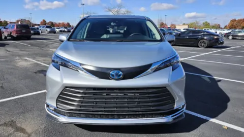 Photos of 2024 Toyota Sienna XLE for sale in Columbus, OH at Auto Boutique Ohio