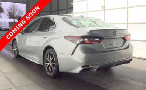 More photos of 2022 Toyota Camry SE at Auto Boutique Ohio, OH