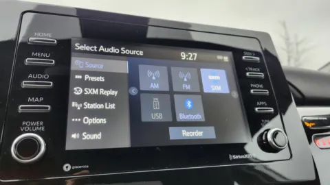 More photos of 2022 Toyota Camry SE at Auto Boutique Ohio, OH