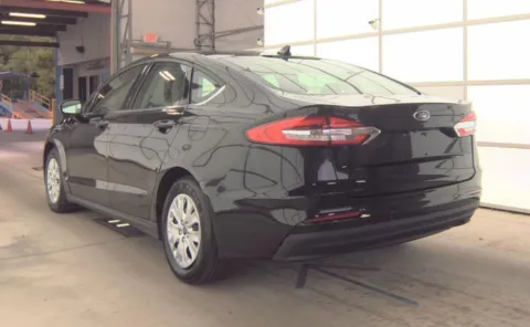 More photos of 2020 Ford Fusion S at Auto Boutique Ohio, OH